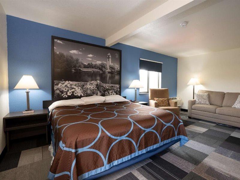 Super 8 By Wyndham Spokane Valley Exterior photo