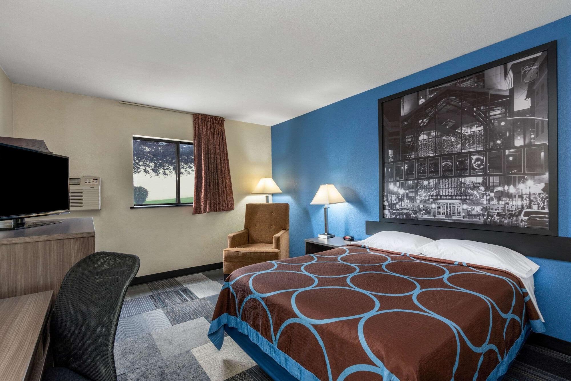 Super 8 By Wyndham Spokane Valley Exterior photo